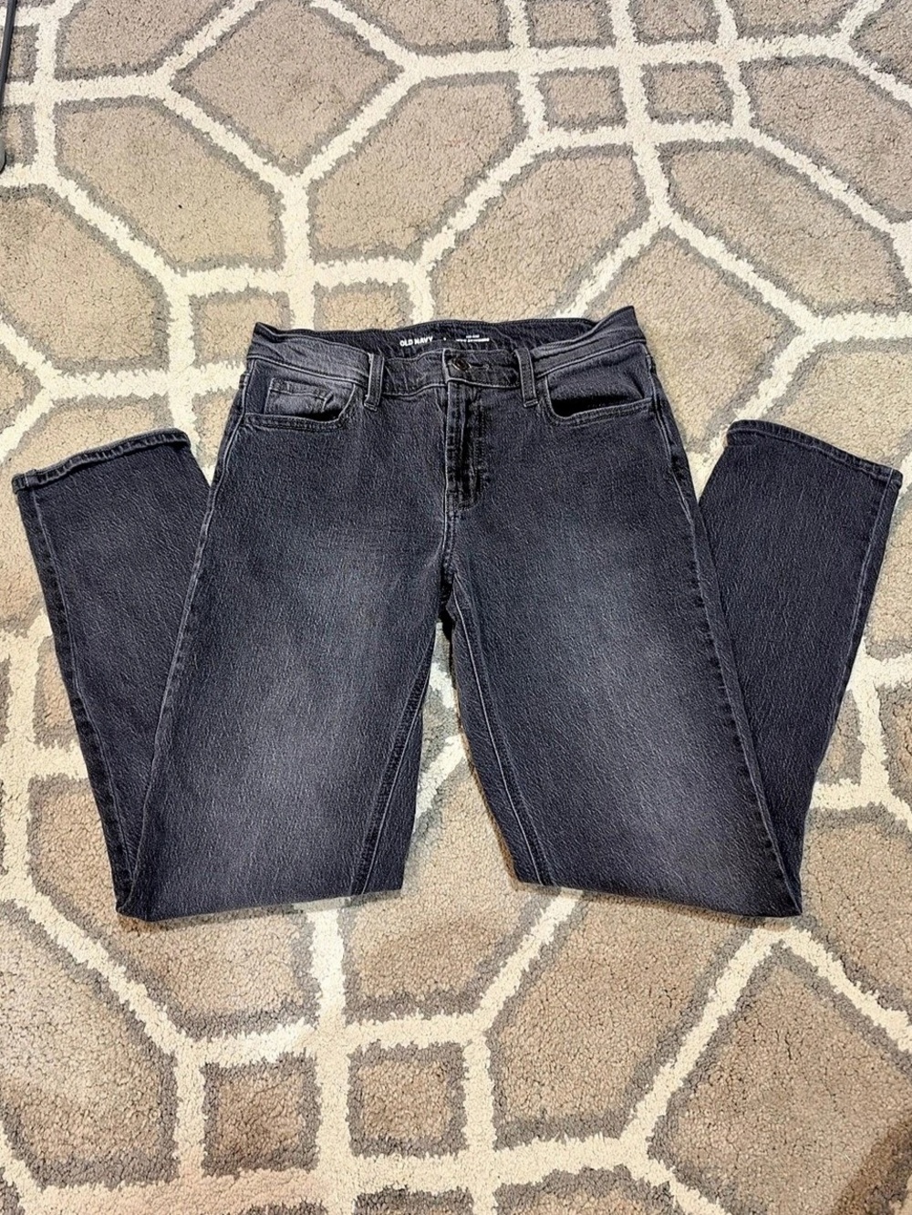 Old Navy Wow Boyfriend Mid-Rise Jeans